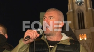 Paketići za decu, u inat